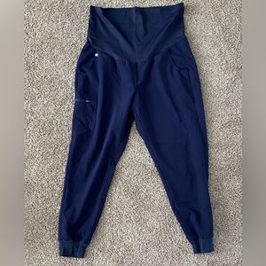 MATERNITY Women’s FIGS Scrub Joggers